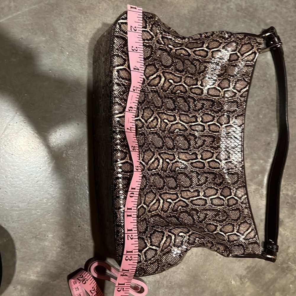 Handbag - Picture 4 of 6